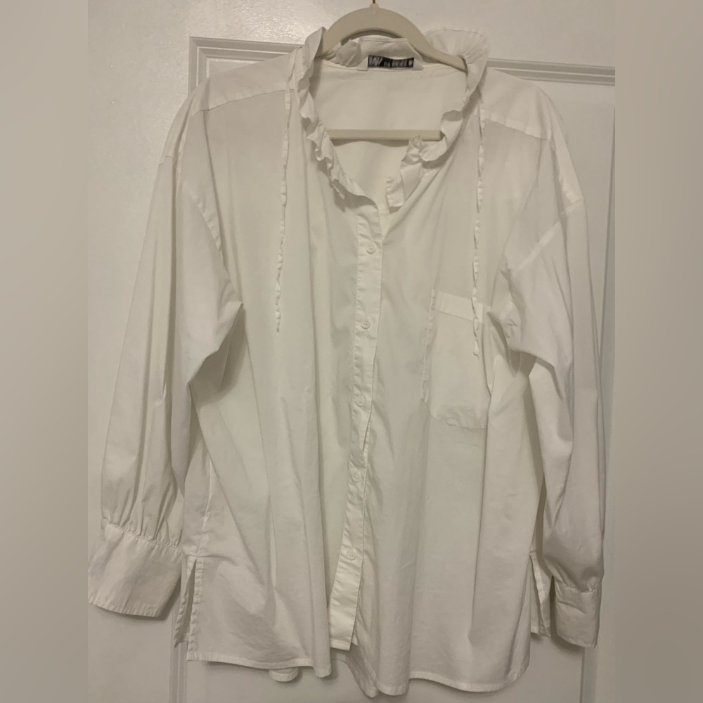 ZARA White Ruffle Collar Button-Up Blouse
